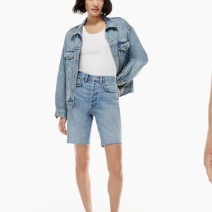 Agolde 90’s short in captured wash, size 30.